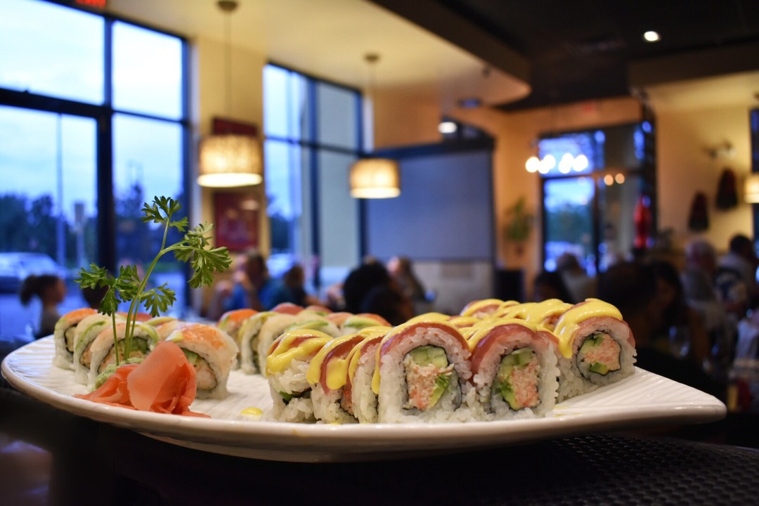 Akina Sushi Bar and Asian Fusion Bistro